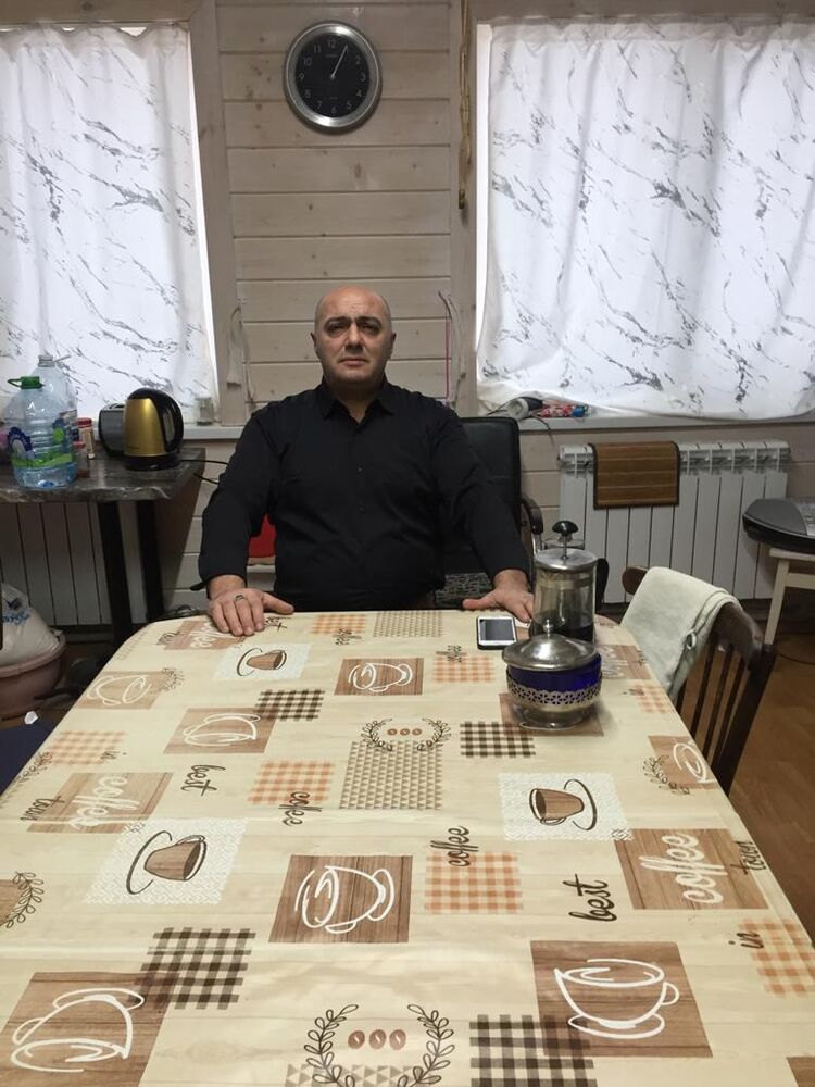  40145970  Eserkeskin, 39 ,     