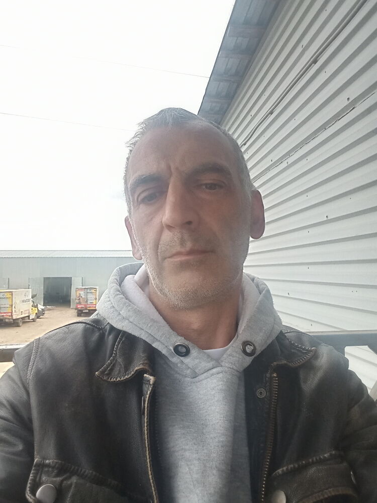  ,   Maxim, 53 ,     , c 