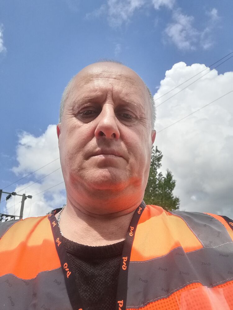  53266920  , 57 ,    