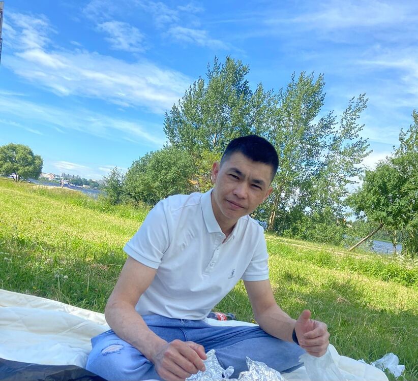  44371550  , 28 ,    -