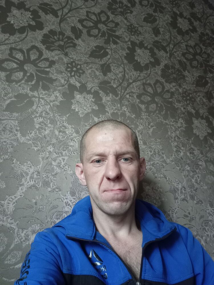  26911390  Nikolay, 40 ,    