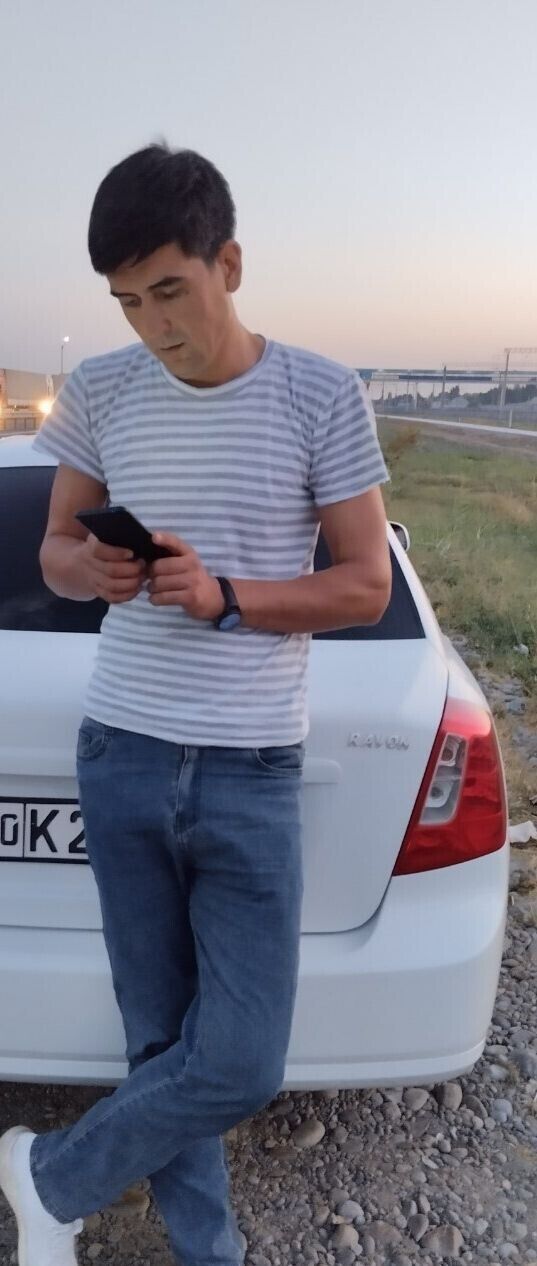  44826260  Umar, 41 ,    