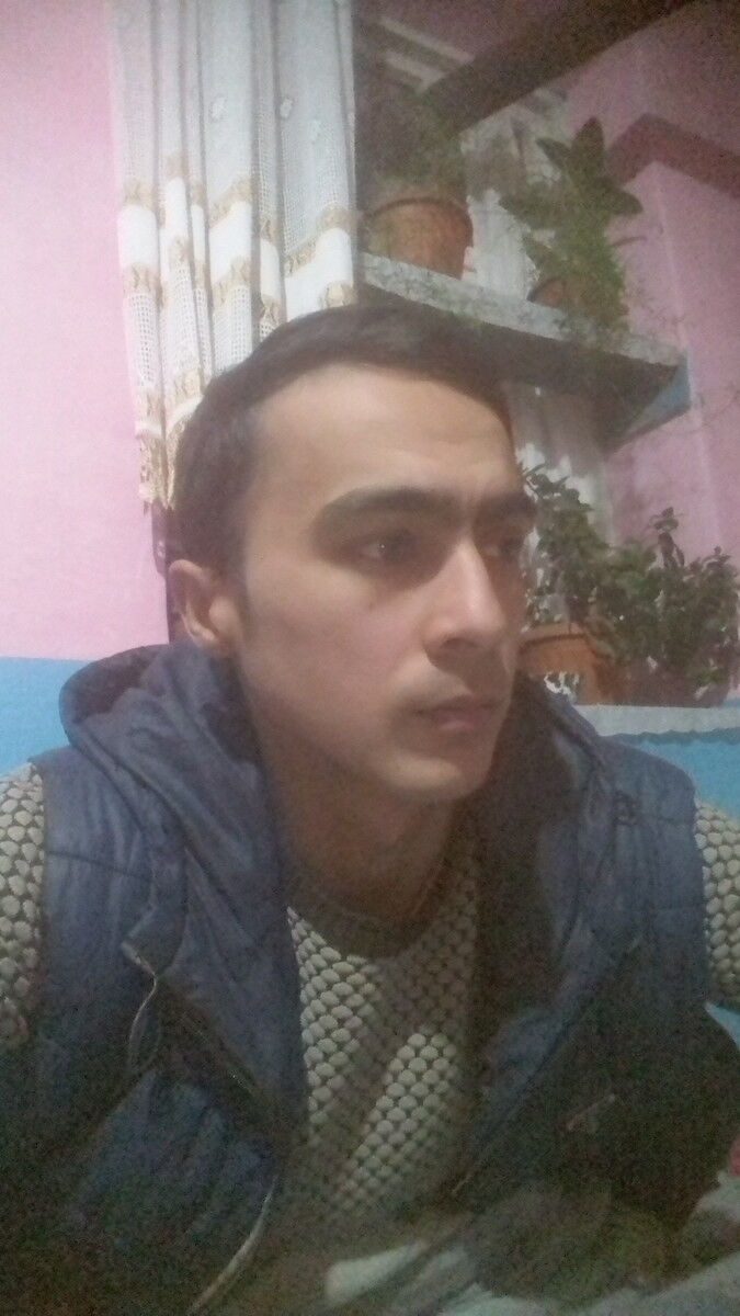  18696290  , 33 ,    