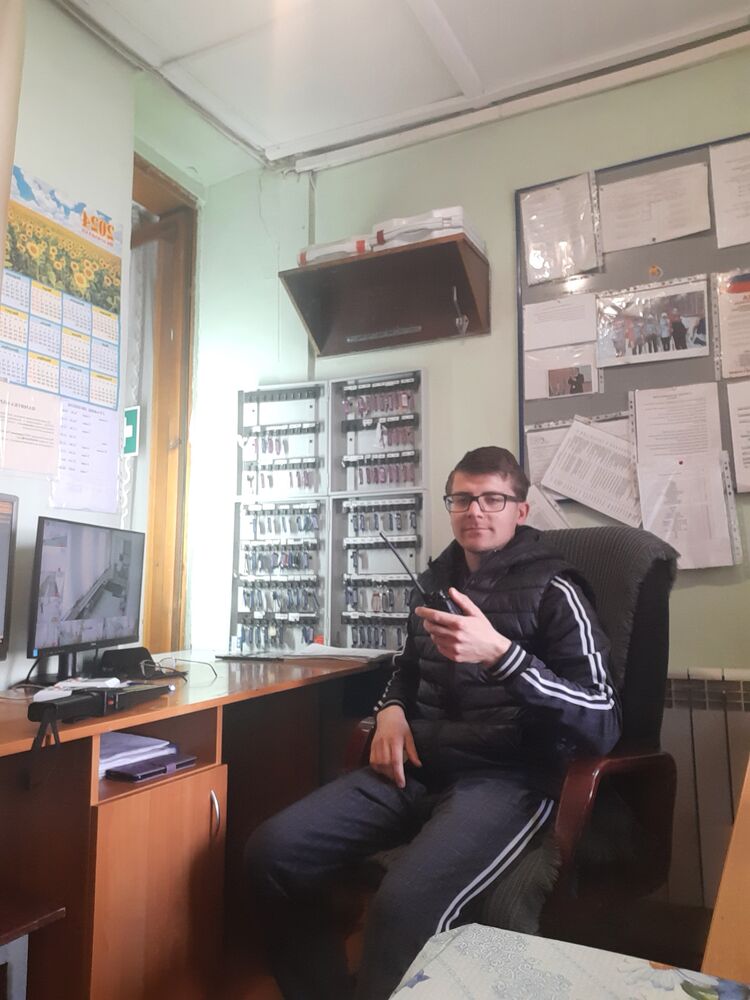  44747860  Aleksandr, 28 ,    