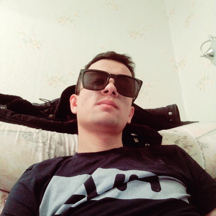  33645860  Atabek, 27 ,    