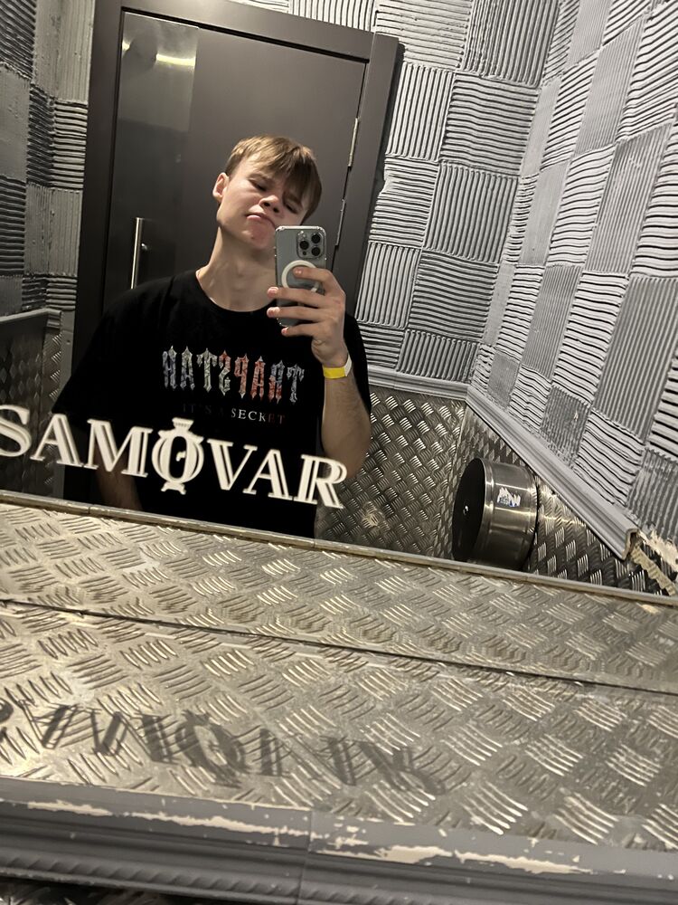  41775360  , 21 ,    