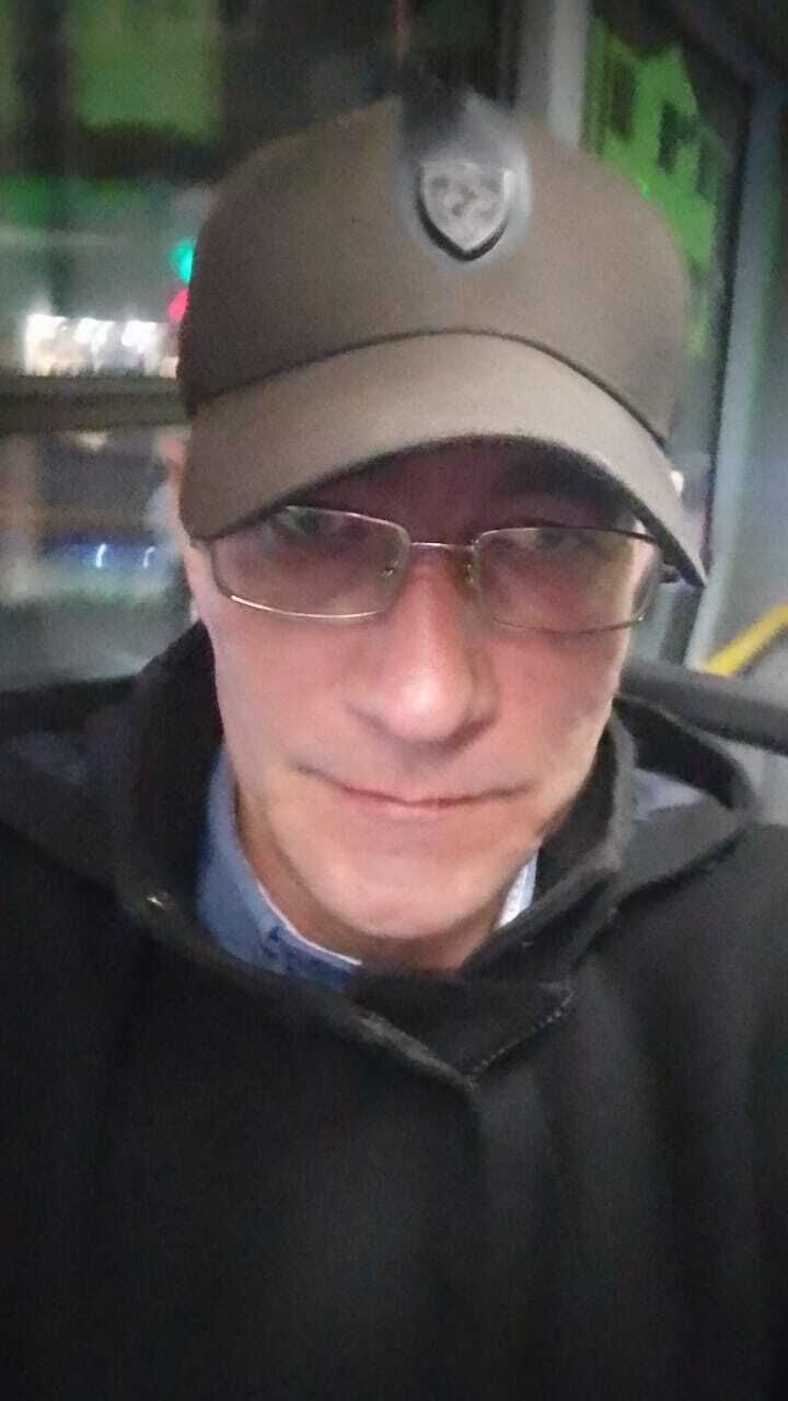  42105940  , 46 ,    