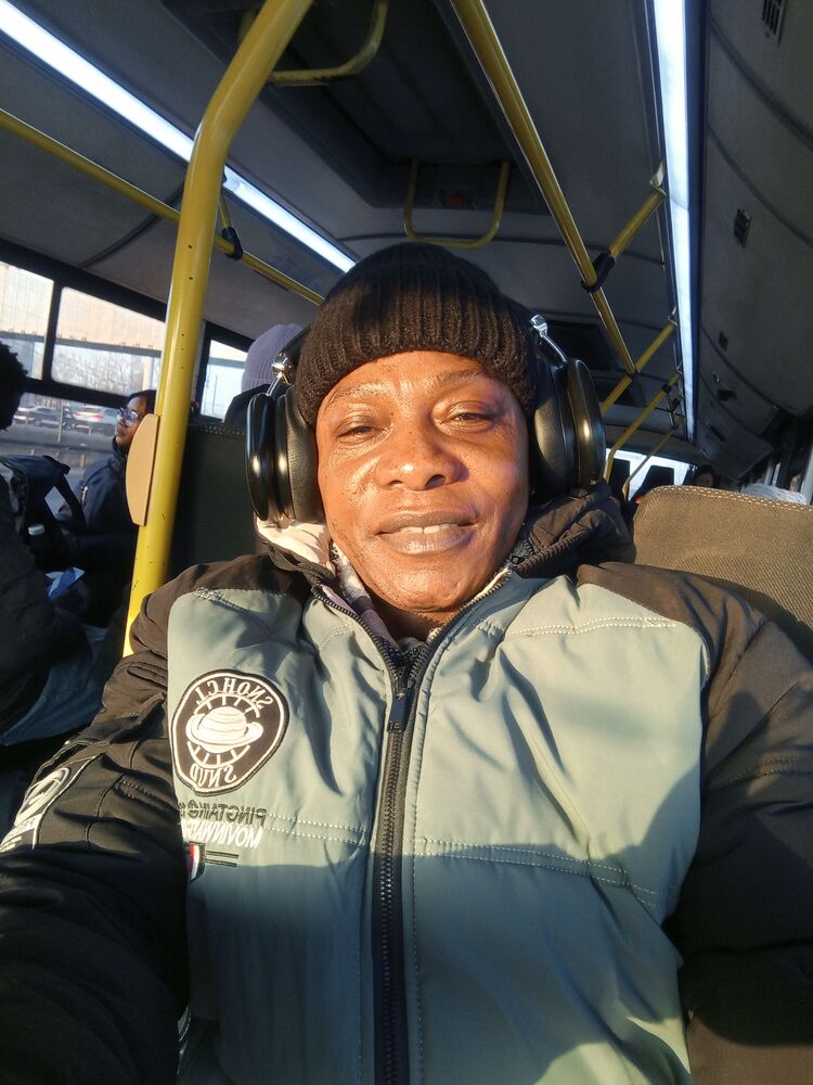  50986930  Christopher, 35 ,    