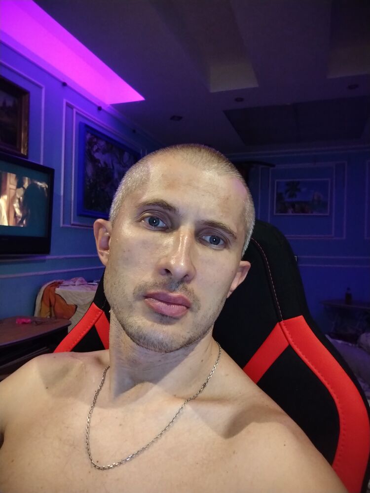  43857890  , 42 ,    