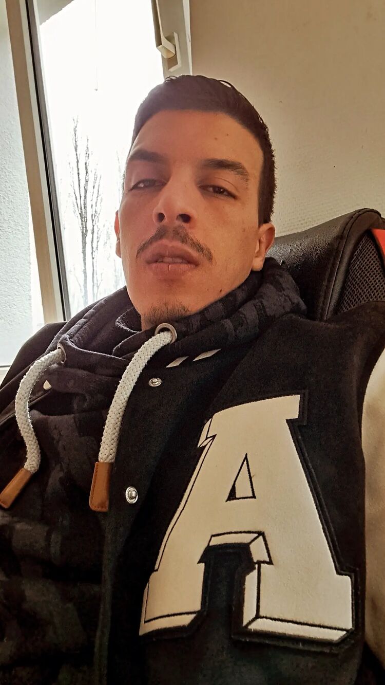  33830050  , 30 ,    