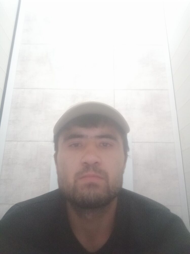  54111540  Jaloliddin, 32 ,    