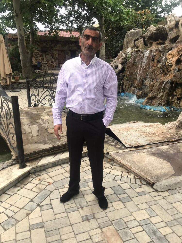  43052870  Elnur, 46 ,    -