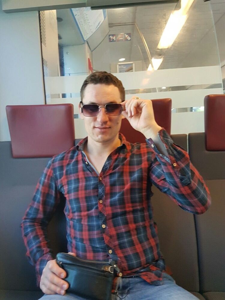  29333780  Tonny, 37 ,    Salzweg