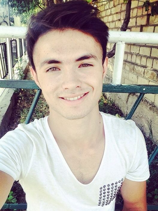  ,   Andrei, 32 ,   