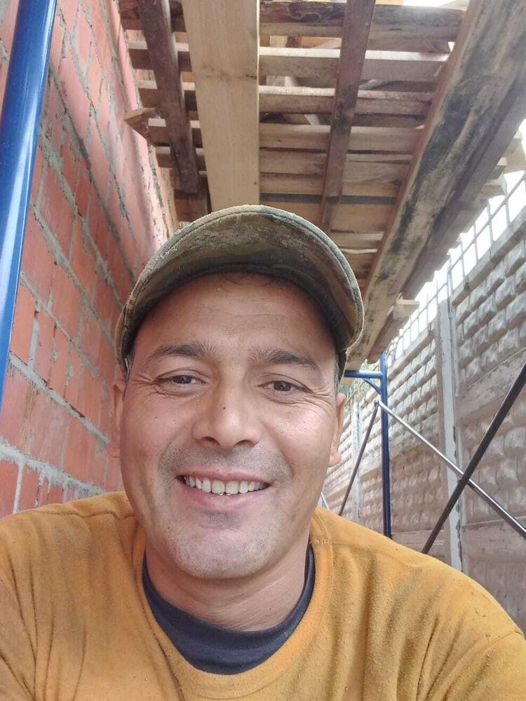  28449720  , 44 ,    