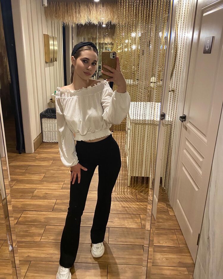  -,   , 22 ,   ,   