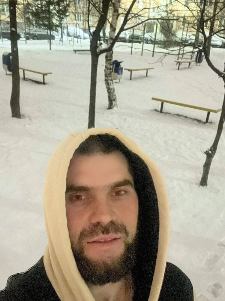  49937650  , 34 ,    