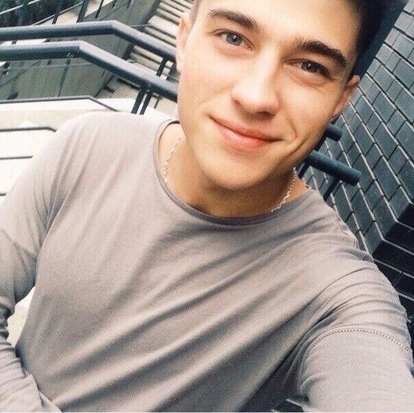 ���� 21716040 ������� Hhh, 28 ���, ���� ���������� � ������