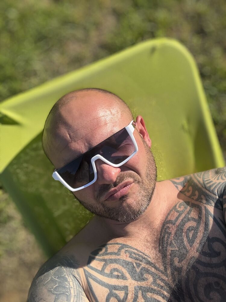  53012230  , 37 ,    