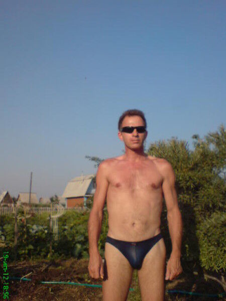  9166910  Gosha, 51 ,    