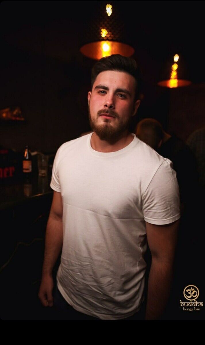  Warszawa,   Stas, 27 ,   ,   