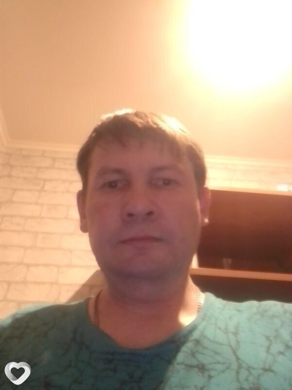  48048720  Oleg, 44 ,    
