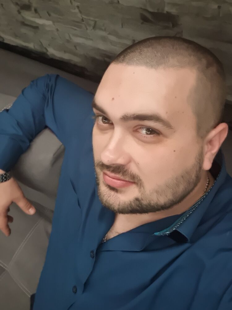  33053430  Nikita, 32 ,    