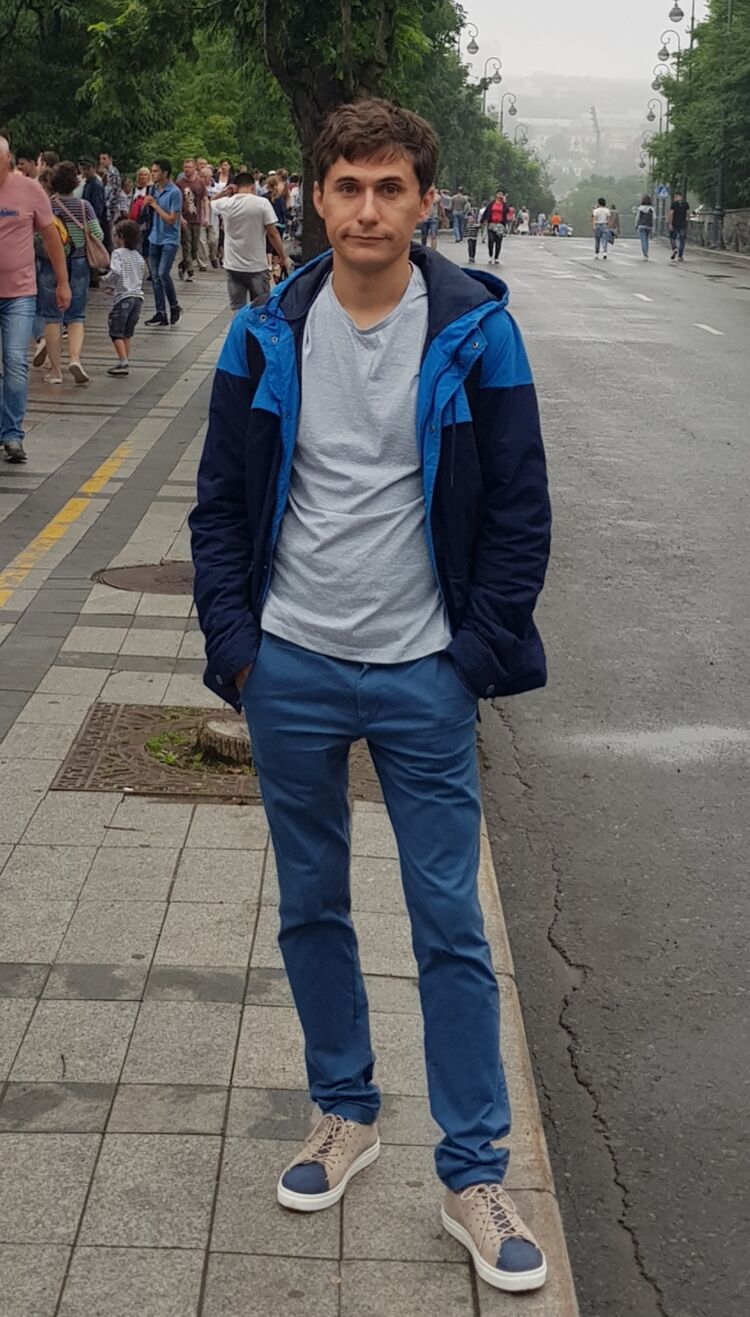  ,   Stas, 36 ,   ,   , c 