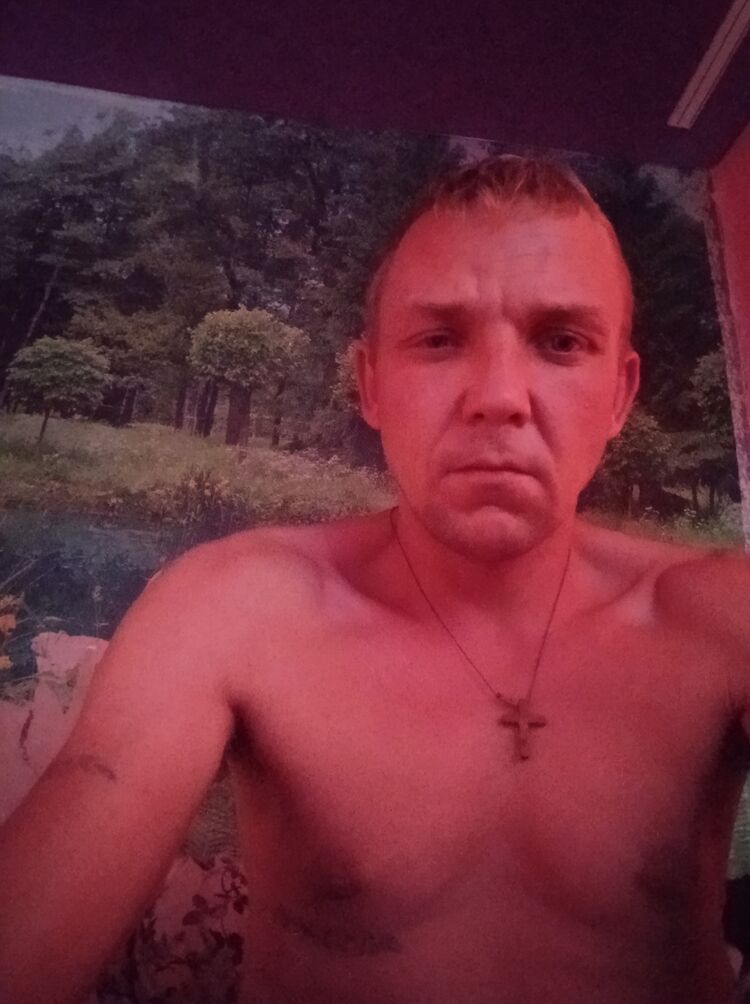  23661480  , 40 ,    