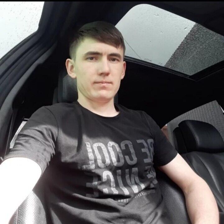  46633520  , 28 ,    