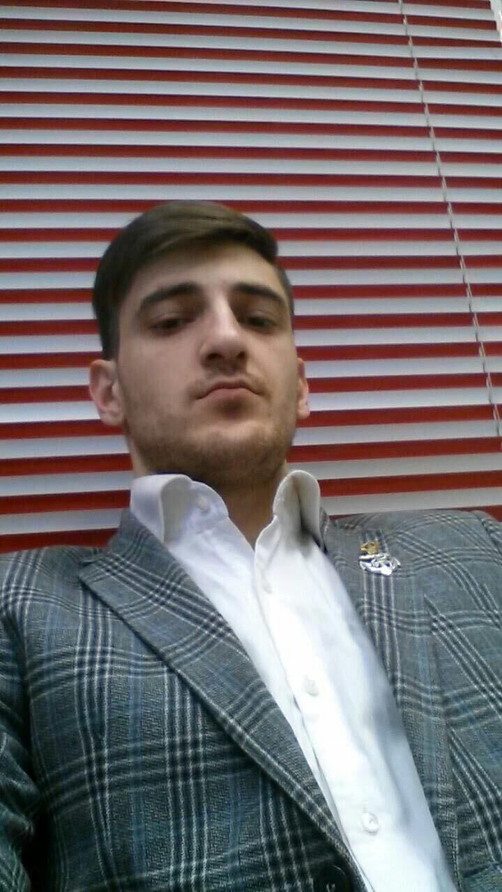  51542520  Nick, 31 ,    