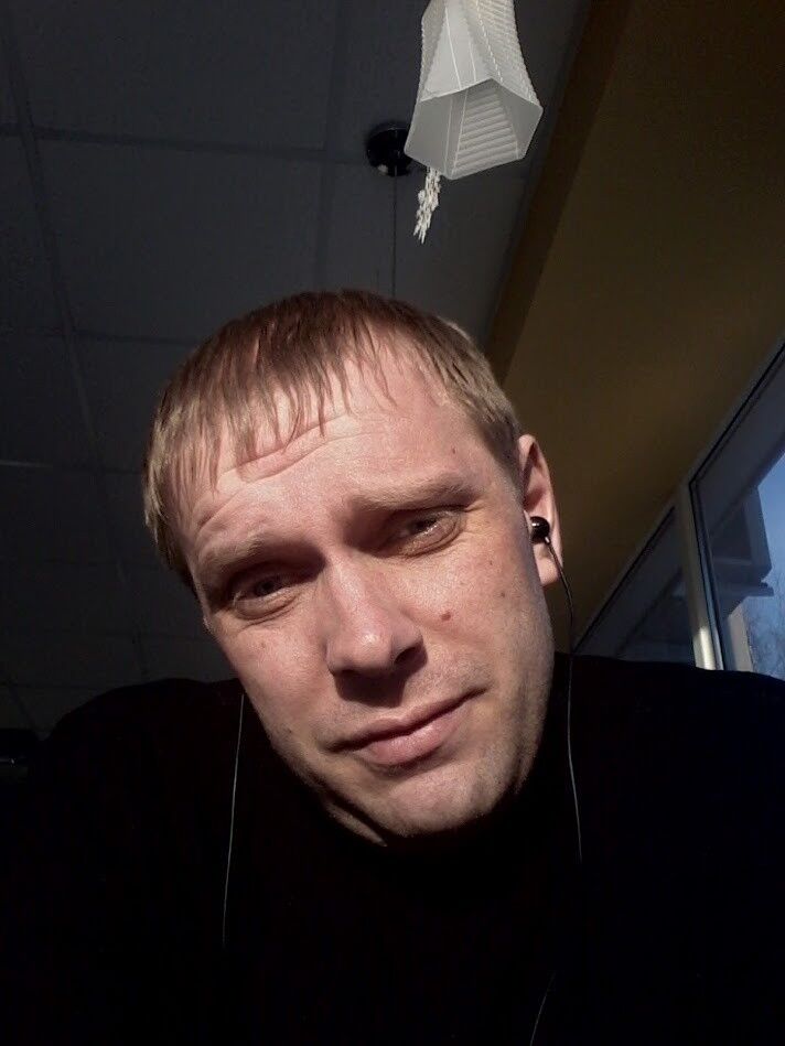  ,   Dima, 36 ,  