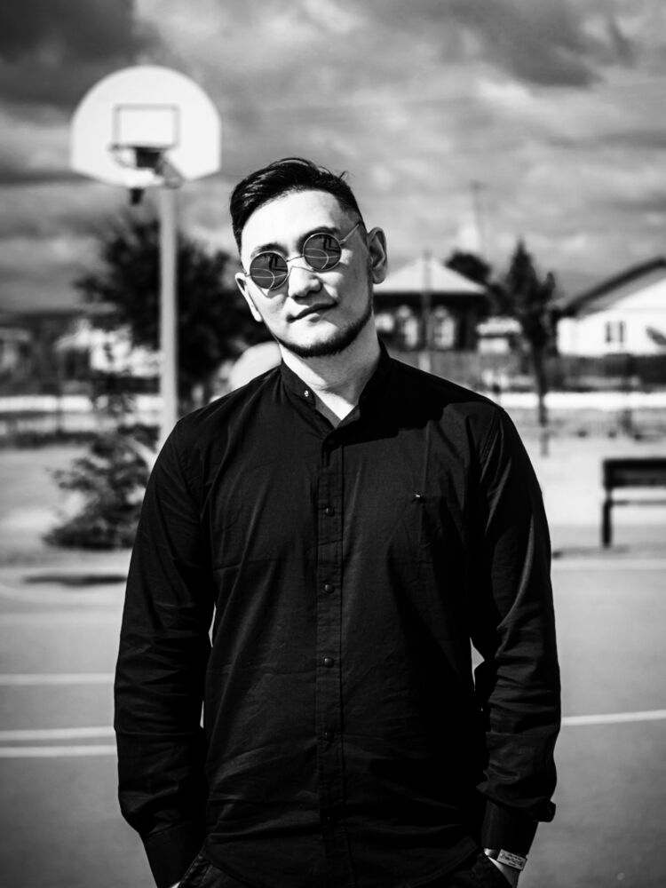  ,   IGOR KHEGAY, 31 ,   c , 