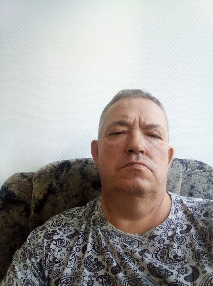  30543970  , 54 ,    