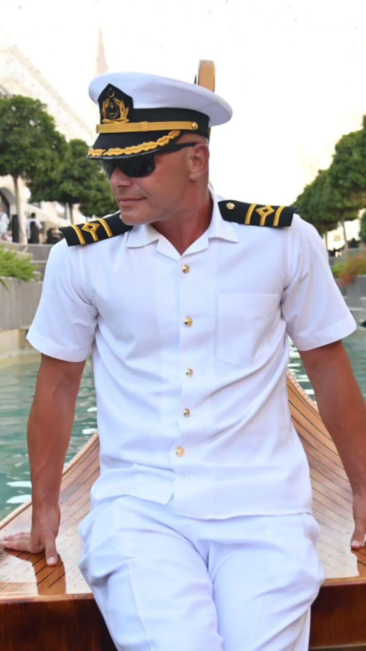  ,   Kerem, 44 ,   ,   