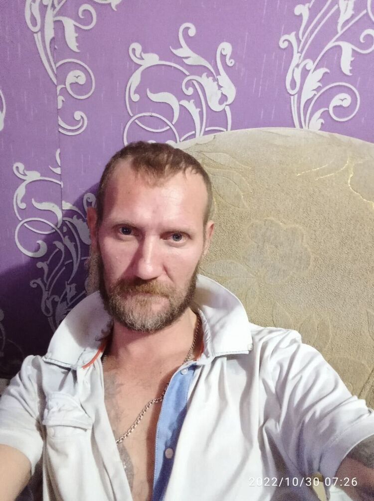  33892910  Anton, 45 ,    -