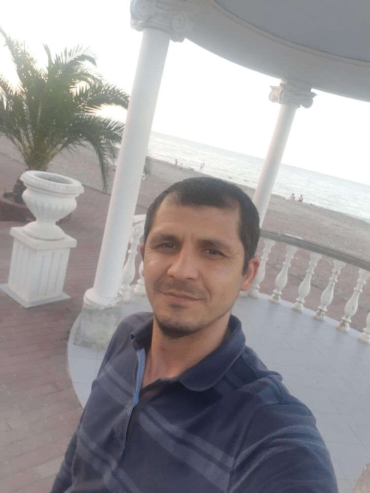  ,   Andi, 37 ,   ,   