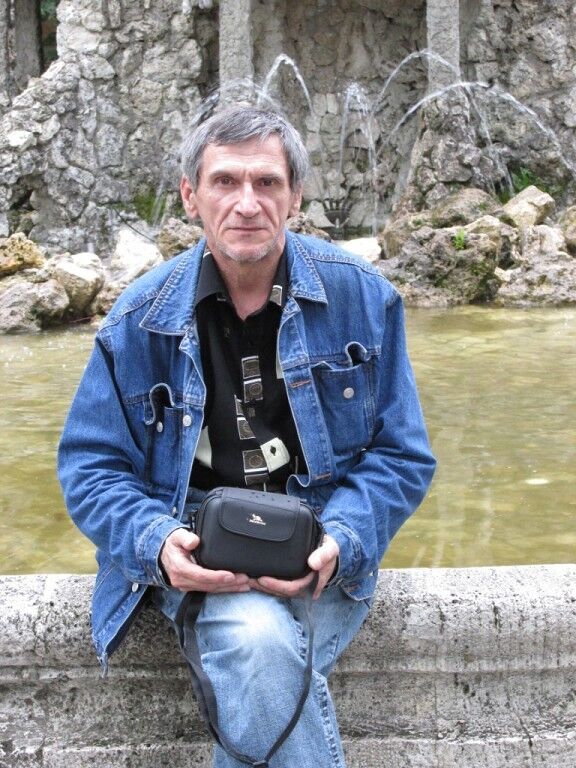  8096090  Valery, 64 ,    