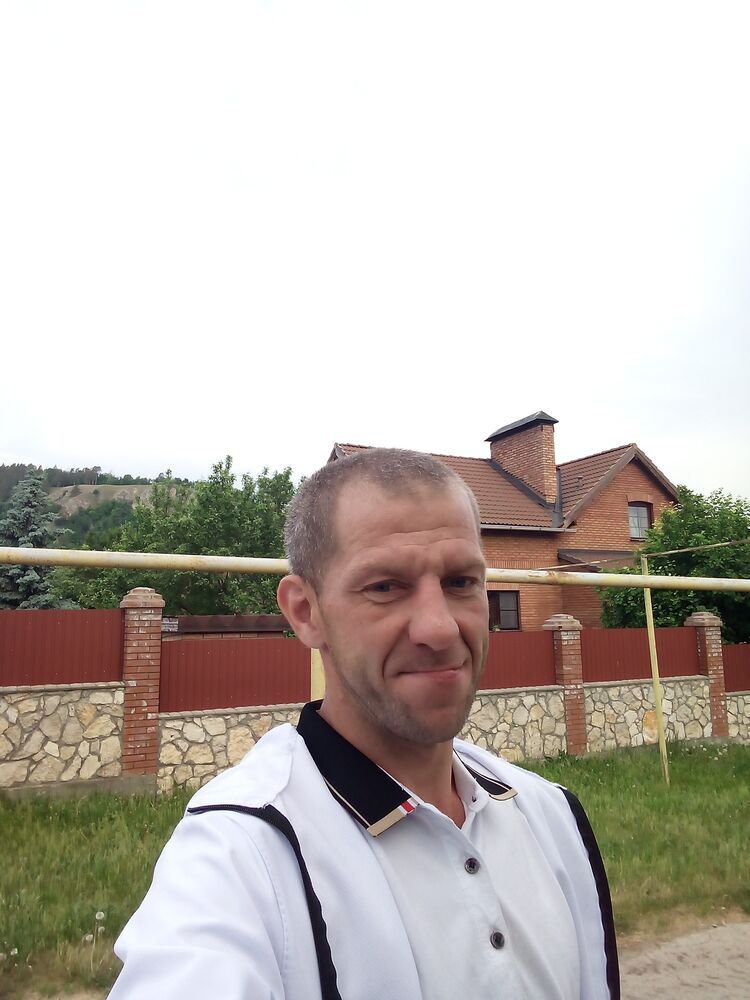  34790960  Nikolay, 40 ,    