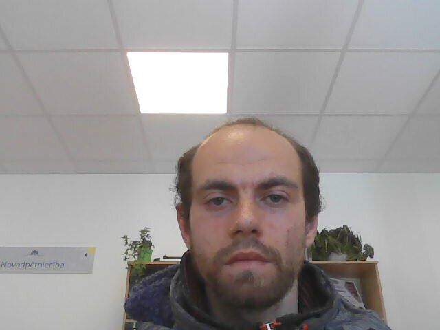  44503680  , 27 ,    