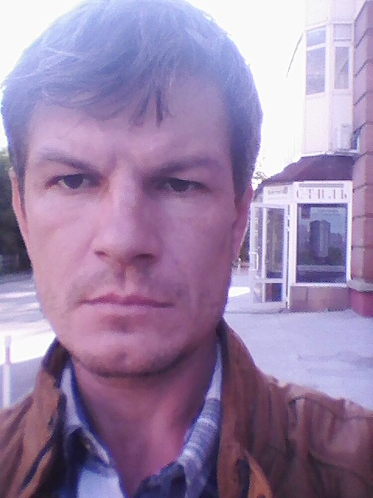  54150570  Andrei, 30 ,    