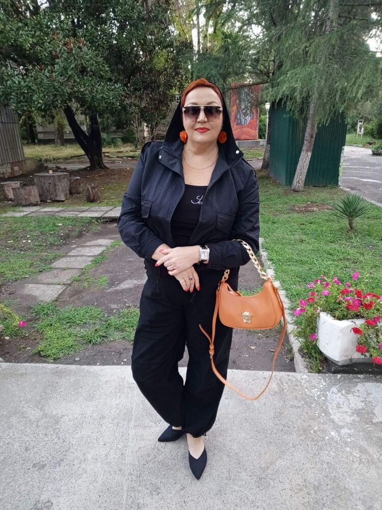  41424650  Oksana, 48 ,    