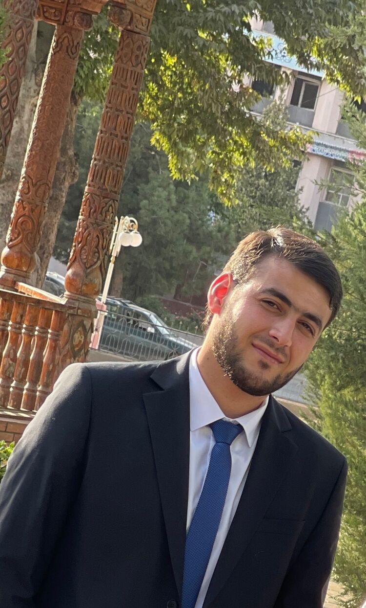  36714880  LION, 25 ,    