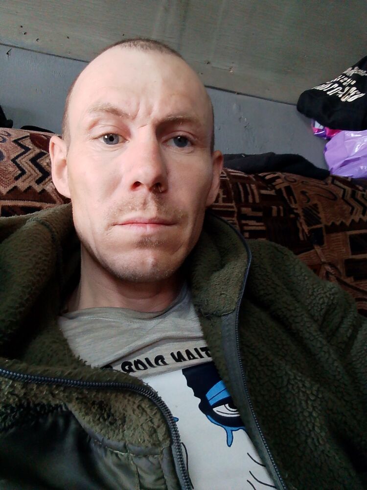  ,   Aleks, 38 ,   ,   