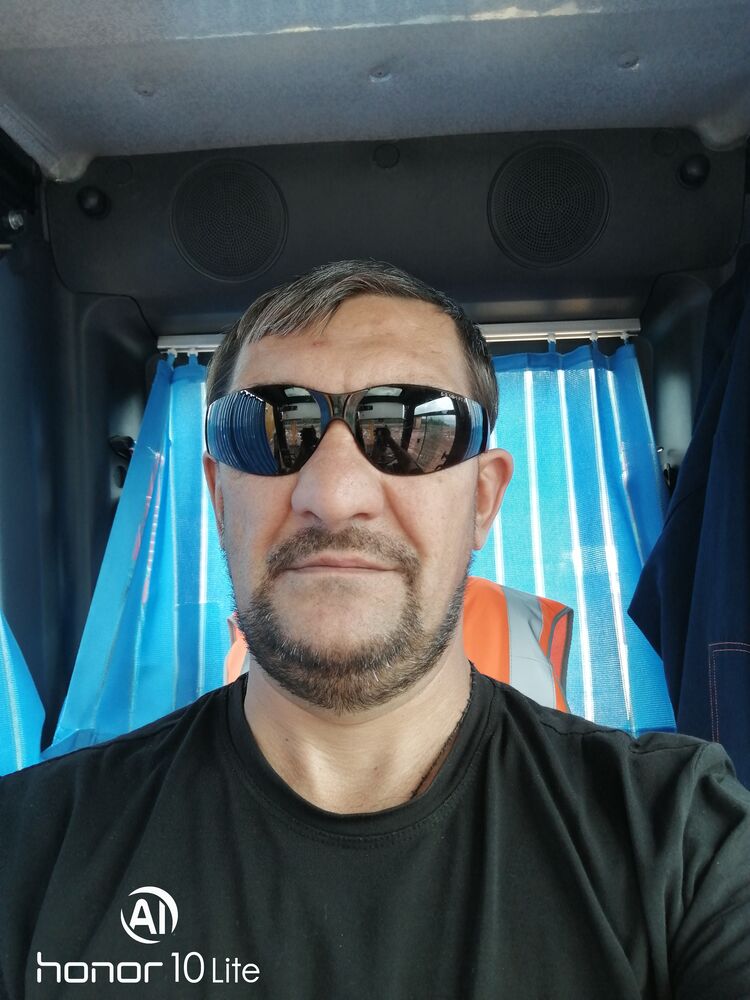 28675850  , 46 ,    