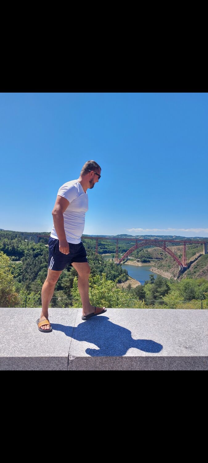  42030950  Viacheslav, 37 ,    