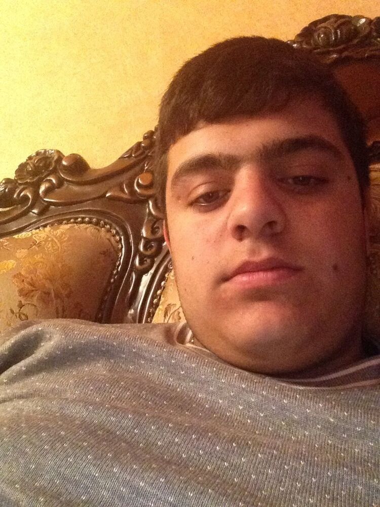  5689730  BAGRAT, 37 ,    