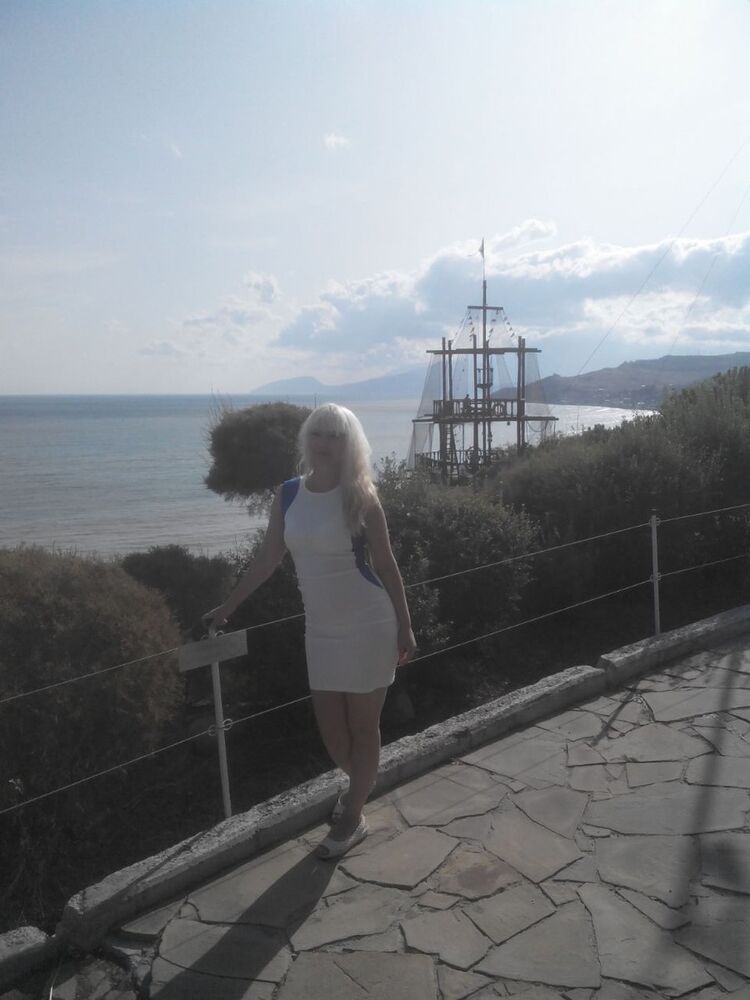   ,   Ledi, 38 ,   ,   , c 