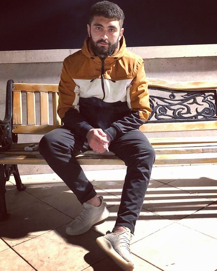  19356600  Tigo, 27 ,    