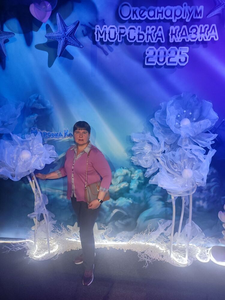  53948680  Nata, 51 ,    